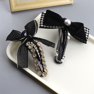 Pinza para el pelo estilo coreano con lazo de perlas de resina, para moños traseros, hecha a mano, elegante y chic, con <span class=keywords><strong>malla</strong></span> de diamantes de imitación, tipo pico de pato - Product Image 2