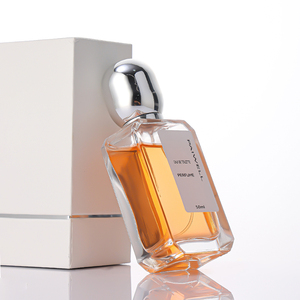 Design di lusso 50 <span class=keywords><strong>ml</strong></span> vuota bottiglia di profumo di vetro quadrato con tappo d'argento - Product Image 3