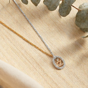 Collana con Ciondolo Iniziale Z 10x15Cm con Accenti di Diamanti, Catena in Acciaio, Tono Oro e Argento, Gioielli alla Moda - Product Image 3