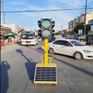 Màu đỏ vàng màu xanh lá cây 300 mét <span class=keywords><strong>Led</strong></span> giao thông ánh sáng trên bán 12 inch semaforo 3 khía cạnh <span class=keywords><strong>Led</strong></span> giao thông ánh sáng trên bán - Product Image 2