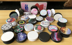 Plastic <b>Desk</b> Cell Phone Holder Foldable <b>Desk</b> Phone Holder - Product Image 3