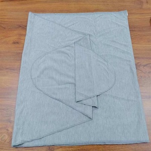 Porte-bébé en coton personnalisé pour <span class=keywords><strong>nouveau</strong></span>-nés Écharpes de <span class=keywords><strong>portage</strong></span> légères gris pour l'extérieur - Product Image 6