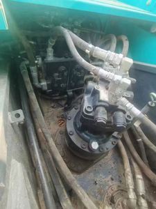 รถขุดตีนตะขาบ Kobelco SK200 มือสองจากญี่ปุ่น ขนาด 20 ตัน รุ่นปี 2022 สำหรับงานป่าไม้และเหมือง พร้อมปั๊มไฮดรอลิก เครื่องยนต์ และเกียร์ของ Kobelco - Product Image 3