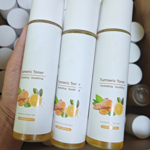 Tonique Visage au Curcuma et Vitamine C Marque Blanche Correcteur d'Hyperpigmentation et de Taches Brunes Fabricant Grossiste - Product Image 6