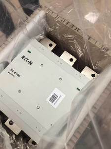 Contactor DILM300A/22(RA250) 3 Polos, 300A, 160 KW, 2 N/A, 2 NC, 110 - 250V 50/60 Hz, CA y Operación - Product Image 4