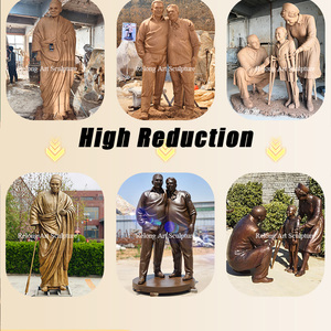 Statua in Bronzo Dorato a Grandezza Naturale RELONG, Scultura 'Il Mondo Ti Apparti' in Stile Europeo, Personalizzabile per Parchi e Giardini - Product Image 4