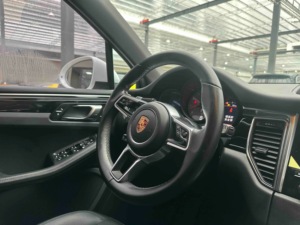 Vehículo SUV Compacto de Lujo Usado, Turbo, 2018, Marca Ma-can, <span class=keywords><strong>Gasolina</strong></span>, para Exportación Global - Product Image 6