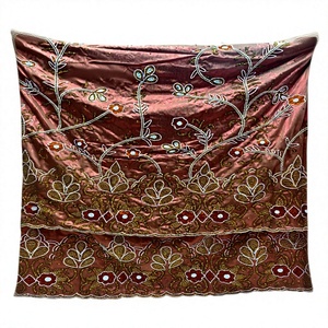Tissu d'habillage élégant pour femmes adultes, en soie brodée de perles, écologique, pour tenue traditionnelle du Moyen-Orient - Product Image 1