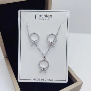 Conjunto de collar y pendientes con lazo de flores geométricas de diseño creativo, joyería para mujer, conjuntos de joyería nupcial de circón para boda - Product Image 2