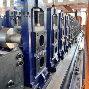 Máquina de Conformado Hidráulico Automática con PLC y Caja de Cambios para la Producción de Tubos Soldados en Ingeniería de Construcción - Product Image 4