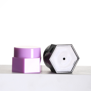 5g 15g 30g Tapa redonda negra Uñas poligonales Logotipo personalizado Crema de inyección Envase cosmético al por mayor - Product Image 1