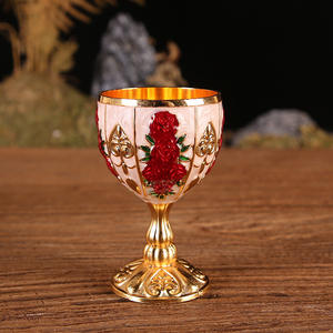 Nuovo <span class=keywords><strong>Calice</strong></span> Reale Vintage in Bronzo con Rilievi, Coppa Lussuosa <span class=keywords><strong>e</strong></span> Unica Adatta per Feste <span class=keywords><strong>e</strong></span> Matrimoni - Product Image 5