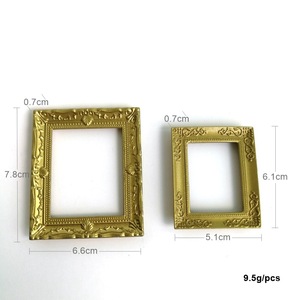 Mini marco de fotos de resina de águila dorada mate 1:12bjd modelo de <span class=keywords><strong>casa</strong></span> de muñecas accesorios marco de fotos Diy - Product Image 4