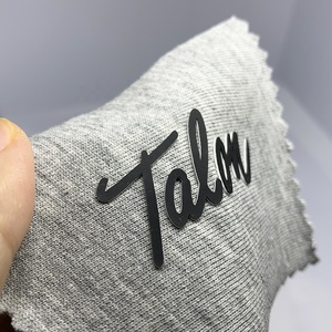 Biểu Tượng Tùy Chỉnh 3D Nổi Silicone Thân Thiện Với Môi Okeo-Tex Chứng Nhận Màn Hình In <span class=keywords><strong>2</strong></span> Màu Sắc TPU Silicone Nhãn Hàng May Mặc Cho Quần Áo - Product Image 2