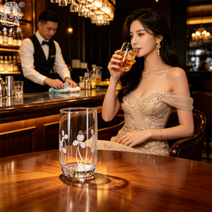 Nouveauté : Verres à whisky, vin rouge et eau, gravés motif feuille porte-bonheur, transparents, à pied, soufflés à la main, haute qualité, design moderne, lot de 8 pièces - Product Image 1