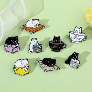 بروش لطيف القط قراءة كتاب شرب القهوة الكرتون شارة معدنية القط شعار شخصي دبوس طية صدر السترة للزينة - Product Image 2