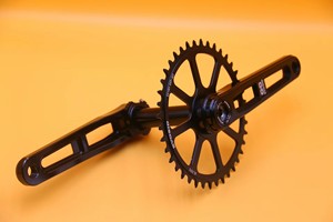 Pédalier de vélo pliant en alliage d'aluminium léger pour axe de 24 mm, route et gravel, avec pignon à 3 dents - Product Image 4