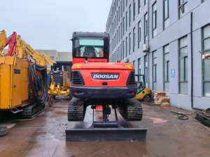 รถขุดขนาดเล็กมือสอง Doosan DX60 6 ตัน รุ่น Doosan dx55 dx60 - Product Image 3