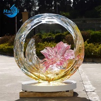 Statue en résine transparente personnalisée par le fabricant avec des formes uniques, sculpture en cristal d'art abstrait, statue décorative de luxe pour hôtel