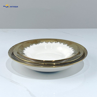 Vaisselle de table en céramique plaquée or de style luxueux, bordure dorée électro-plaquée, style minimaliste, ensembles de plats à soupe et à fruits