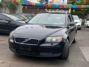 Venta al por mayor: Coche usado Volvo V50 2.4i 4 puertas familiar 2006, limpio, sin accidentes, asientos de cuero, volante a la izquierda, cámara trasera, emisiones III. - Product Image 3