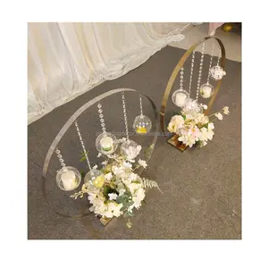 新款时尚婚礼圆形摆件，亚克力球和水晶珠出售，用于餐桌装饰活动装饰