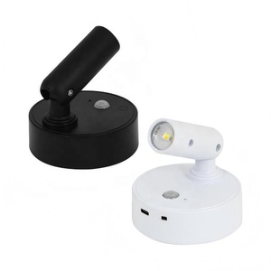 Lampe murale à induction magnétique, veilleuse LED intelligente avec capteur, RGB et 3 couleurs réglables, commande tactile, rechargeable par USB - Product Image 2