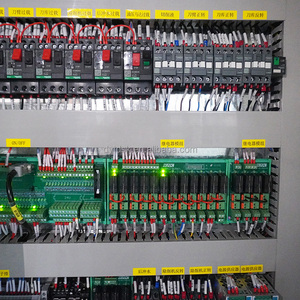 Высокоскоростной обрабатывающий центр для металлообработки, <span class=keywords><strong>3</strong></span>-осевой вертикальный обрабатывающий центр с ЧПУ, двухшпиндельный, с двумя головками - Product Image 4