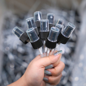 Chất lượng cao 100ml PP nhự<span class=keywords><strong>a</strong></span> phun bơm Thiết bị truyền động đóng cử<span class=keywords><strong>a</strong></span> Việt Nam nhà máy OEM/ODM nước hoa nắp chai với sương phun - Product Image 6