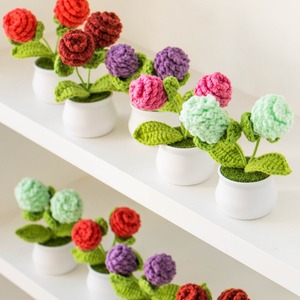 Flor de ganchillo hecha a mano personalizada, girasol en maceta, adorno de flor tejida, regalo en maceta para el Día del Maestro, flor de simulación. - Product Image 2