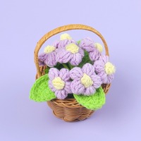 Panier de fleurs tricoté à la main Crochet de fil Fleur tissée Décoration de maison de bureau Mini 7 têtes Crochet Fleur tricotée