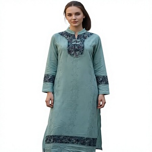 Nouvelle Robe Longue Femme en Rayonne Brodé Style Bohème Vintage à Motifs Floraux Complexes, Respirante, Vente en Gros - Product Image 1