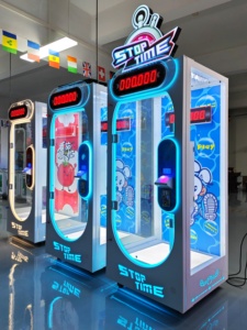 Macchina da Gioco a Moneta per Sfida di Reazione e Abilità, con Funzione Stop Time e Taglio Regalo, Distributore di Bambole Grandi per Uso Interno - Product Image 3