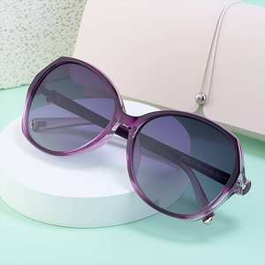 Gafas de Sol Polarizadas para Mujer Dl-D7522, Montura Grande, Lentes TAC UV400, Montura de Metal TR, Color Negro C1, Protección Solar para Exteriores - Product Image 3