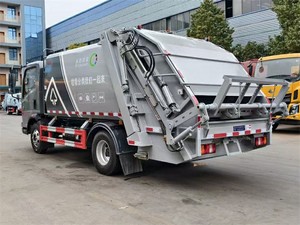 Camión de Basura Comprimido HOWO 4*2 de 8 Metros Cúbicos de Alta Calidad, Vehículo de Transferencia de Basura en Venta en Sudáfrica - Product Image 6