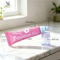 Tube d'emballage cosmétique rose à fleurs, haute qualité, vente chaude, avec logo personnalisé, en PETG, avec embout angulaire et bouchon à vis pour brillant à lèvres et gloss.