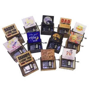 Caja de música de regalo de sublimación de fábrica, superventas, manivela manual grabada con láser de colores, Mini caja de música de madera personalizada