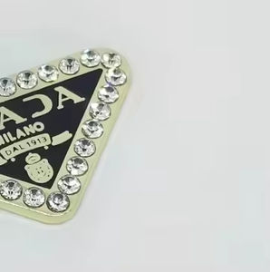 Boucles de chaussures en métal de luxe pour femme, très vendues, amovibles, bijoux DIY, strass, marque de créateur, breloques brillantes pour femme, cadeau - Product Image 5