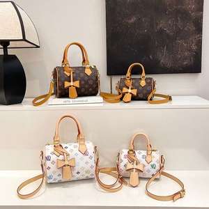 יוקרה אופנתית חדשה עור אמיתי נשים רוכסן נייד קיבולת גדולה כתף פוליאסטר קרוסדרסינג - Product Image 1