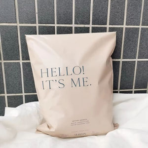 Sobres de Polietileno Personalizados, Bolsas de Plástico para Empaque de Ropa con Fuerte Adhesión, Bolsa de Polietileno Negra Mate con Logotipo - Product Image 5