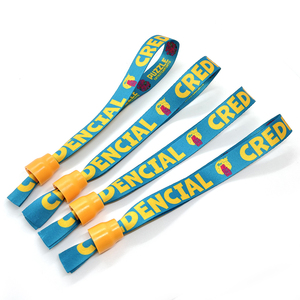 Braccialetti Tessuti Regolabili in RPET Ecologico con Nome del Marchio Personalizzato, Larghezza 15mm, Monouso per Eventi - Product Image 6