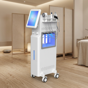 Appareil multifonctionnel de rajeunissement cutané à eau chaude avec infusion d'oxygène, nettoyage en profondeur et traitement hydratant - Product Image 1