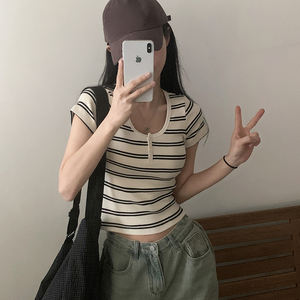 Camiseta de Mujer Estilo Europeo Americano, a Rayas Blancas y Negras, con Botones al Frente, Manga Corta, Corte Ajustado, Estilo Urbano - Product Image 3