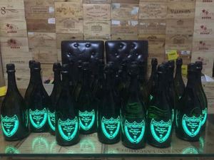 สติกเกอร์ฉลากพลาสติกเรืองแสงแบบเคลื่อนไหวได้สำหรับขวดไวน์บาร์เรืองแสงโลโก้เคลื่อนไหวได้สำหรับงานปาร์ตี้ไนท์คลับ - Product Image 5