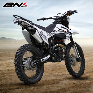 Motocicleta Usada CB300F de 4 Tiempos y 300cc, Motocicleta Todoterreno Refrigerada por Aire, Motocross para Adultos, Motocicleta Usada Nb300 de 4 Tiempos y 250cc - Product Image 1
