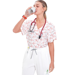 Nouvelles Blouses Médicales Imprimées Confortables et Extensibles pour Infirmières, Uniformes d'Hôpital, Cliniques Pediatriques et Fournisseur d'Uniformes Sanitaires - Product Image 6