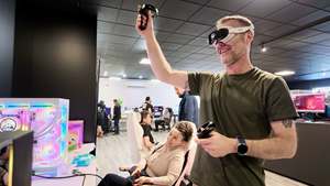 <span class=keywords><strong>Gafas</strong></span> de Realidad Virtual Premium 8K para PC con Pantalla Pimax Dream AI, Seguimiento Ocular, Ligeras, para Simulador de Vuelo y Carreras - Product Image 5