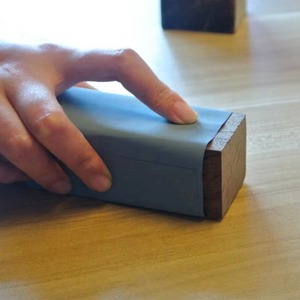 Papel <span class=keywords><strong>de</strong></span> <span class=keywords><strong>lija</strong></span> <span class=keywords><strong>de</strong></span> carburo <span class=keywords><strong>de</strong></span> silicio con reverso <span class=keywords><strong>de</strong></span> látex al 15%, 100 unidades, electrorevestido <span class=keywords><strong>para</strong></span> uso en húmedo/seco, 9x11 pulgadas, granos 240/320/400/600/800/1000/1200/1500/2000 - Product Image 2