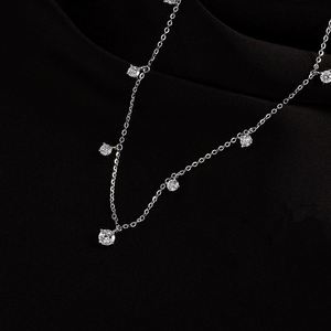 Collar de Plata de Ley S925 con Colgante de Moissanita Brillante y Cadena de Gotas, Venta al por Mayor de Fábrica - Product Image 4