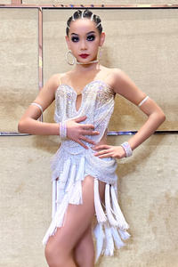 Vestido de Flecos con Tirantes Finos para Baile Latino Vennystyle - Traje de Competición para Adultos con Pedrería para Actuaciones (Edades 14+) - Product Image 4